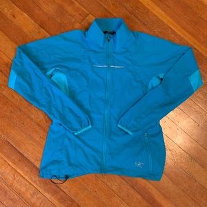 Arc’teryx Womens Jacket. Medium. Very light but really durable.